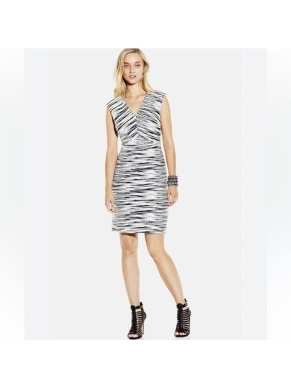 Vince Camuto Linear Jacquard V-Neck Dress Textured Sleeveless Dress Size 2